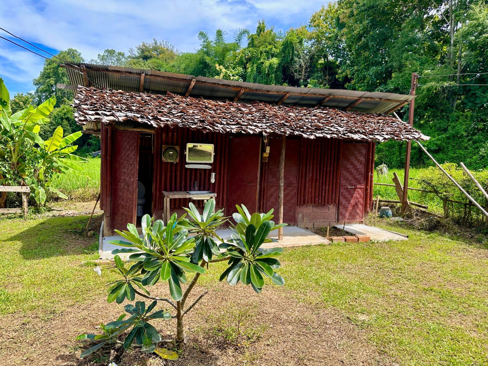 Twin Hut Hotel Pai Exterior photo