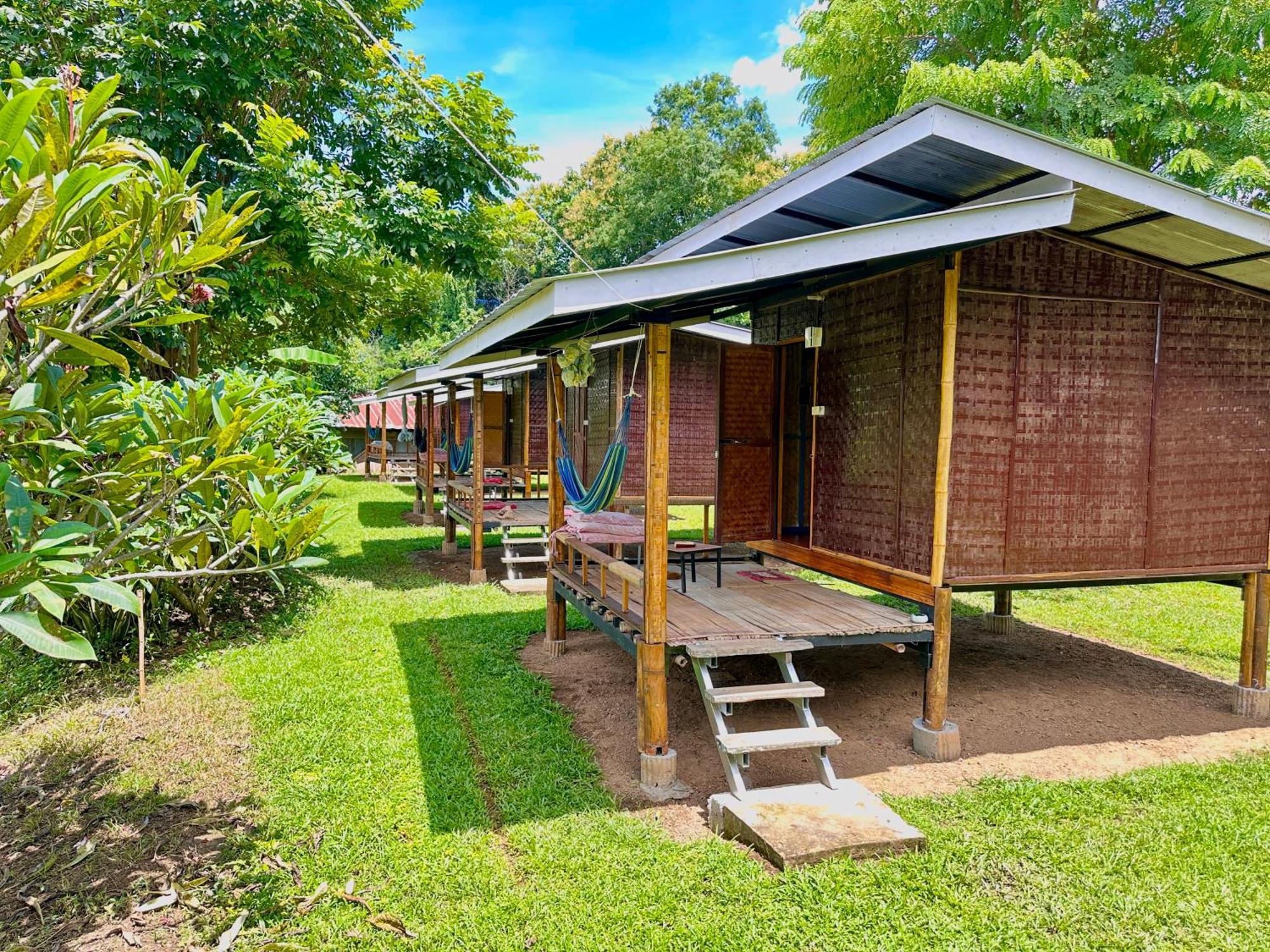 Twin Hut Hotel Pai Exterior photo