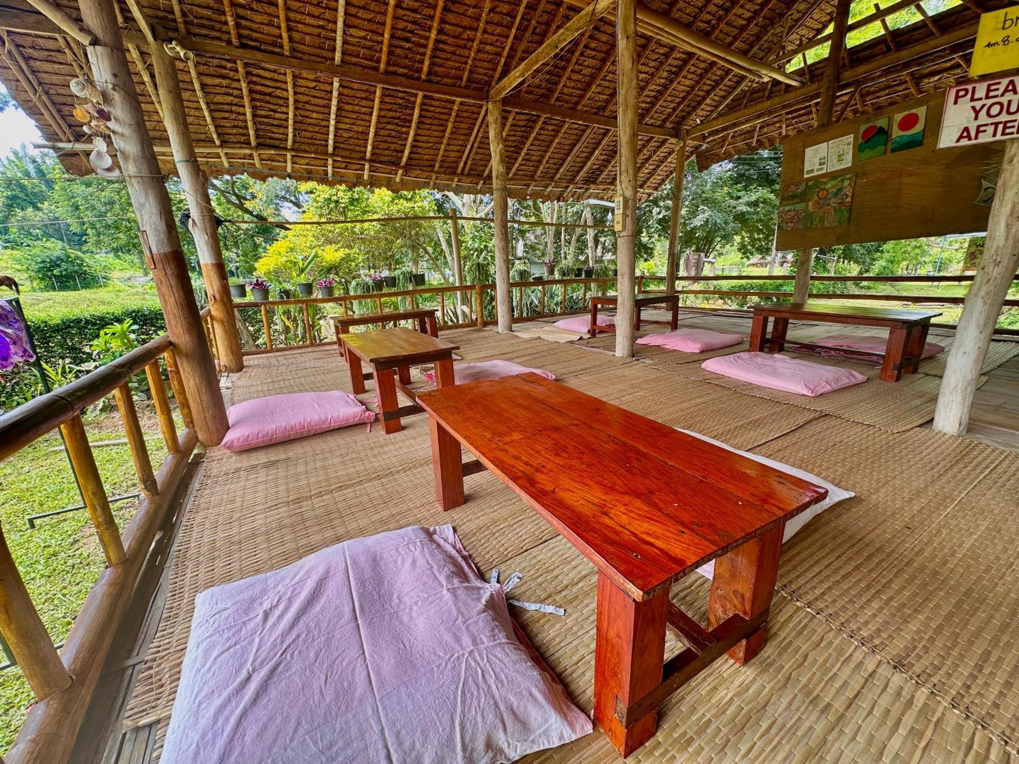 Twin Hut Hotel Pai Exterior photo